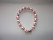 Joli bracelet tendance perles blanches et roses poudrées