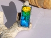 Bague réglable amérindienne aztèque plaqué argent et cabochon en verre multicolore de 2.5 cm x 1 cm
