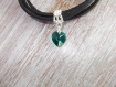 Bracelet cuir breloque coeur vert swarovski
