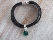Bracelet cuir breloque coeur vert swarovski