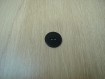 Cinq boutons en creux noir 17-88
