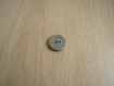 Trois boutons forme ronde nuance de gris marbré   14-80