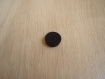 Cinq boutons noir vintage rebord creux 26-57  +1
