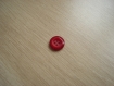 Quatre petit boutons forme ronde rouge   6-62
