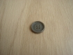 Cinqs boutons gris marbré gris avec rebord   14-72
