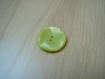 Quatre boutons forme ronde vert anis   3-19