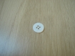 Cinqs boutons blanc brillant forme rond avec rebord   24-12