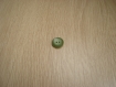 Quatre boutons creux forme rond nuance de vert   3-63