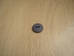  trois boutons plastique mat bleu forme ronde   19-61