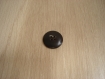 Trois boutons imitation marbre marron   9-68