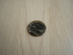 Gros bouton forme ronde marbré vert et blanc   9-100