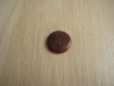 Trois boutons marbré caramel avec inscription   12-78