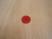 Trois boutons rouge avec rebord   6-73