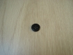 Quatre boutons gris noir marbré nacré en creux   9-46