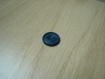 Quatre boutons vintage avec forme de disque bleu   13-55
