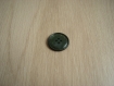 Trois boutons vert marbré vert avec rebord   3-53