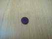 Cinq boutons violet creux au centre    2-21
