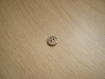 Petit bouton forme ronde métal argenté   4-91