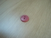 Cinq petit boutons forme ronde vieux rose lisse   7-41