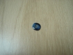 Cinq boutons forme rond bleu marbré   13-47  +1