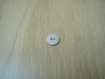Cinq boutons forme ronde gris pale   14-8  +3
