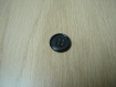 Cinq boutons forme ronde bleu gris nacré   8-36