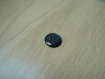 Cinq boutons forme ronde bleu gris nacré   8-36