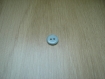 Quatre boutons forme ronde rayure nacré bleu   8-86