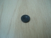 Cinq boutons gris avec inscription 14-30