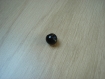 Cinq boutons à queu en verre noir en forme de boule   25-2