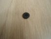 Cinq boutons plat de couleur gris anthracite forme ronde   14-39  +2