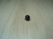 Deux boutons à queu en verre violet en forme de boule   25-76