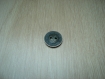 Bouton forme ronde métal argenté en creux   26-107