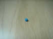 Trois perles 7 mm bleu  25-90