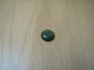 Deux boutons plat vert avec motifs marbré  24-102