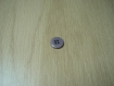 Deux boutons violet avec rebord   2-103