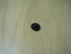 Petit bouton à queu métal noir ancre de marine  26-1