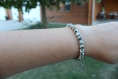 Bracelet perles jaspe dalmatien, bracelet élastique, pierre naturelle, fait main, idée cadeau, anniversaire