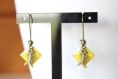 Boucle d'oreille jaune, poisson bronze, minimaliste, idée cadeau, anniversaire, noël