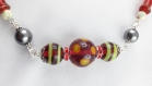 Collier perles indiennes en pâte de verre rouge/oeil de chat rouge/perles grises/perles en verre