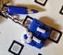 Porte-clés bleu marine avec éléments en fimo/cabochon en verre/pompon fil nylon