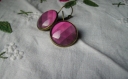 Boucles d'oreilles dormeuses   en metal couleur bronze  image sous dome en verre bombe 18mm collection rose