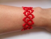 Bracelet dentelle rouge, bracelet crochet rouge, bracelet frivolite, tatting, style gothique,victorien , rocker 