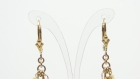 Boucles d'oreilles , en or gold filled et cristal swarovski rose , pendantes 