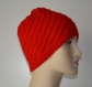 Bonnet femme en laine rouge motif diagonal