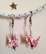 Boucles d'oreilles origami motif géométrique rouge et blanc  .