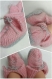 Chaussons bébé à revers et lacets rose et gris en laine acrylique taille 3/6 mois - tricot