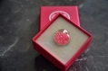 Bague dôme adulte réglable remplie de perles de rocaille couleur rose 