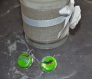 Jolie paire de boucles d'oreilles dormeuses en fimo vert et argent