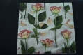 Très jolie serviette en papier boutons de roses